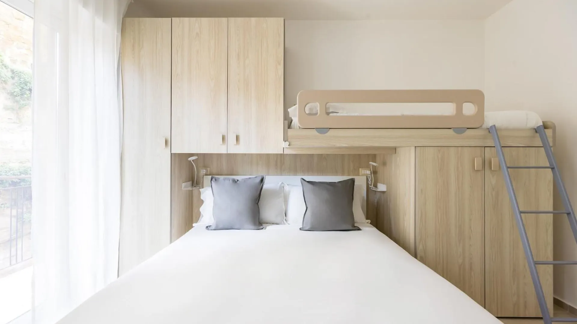 Guest house Montesanto View Rooms By Wonderful Italy Naples Italy
