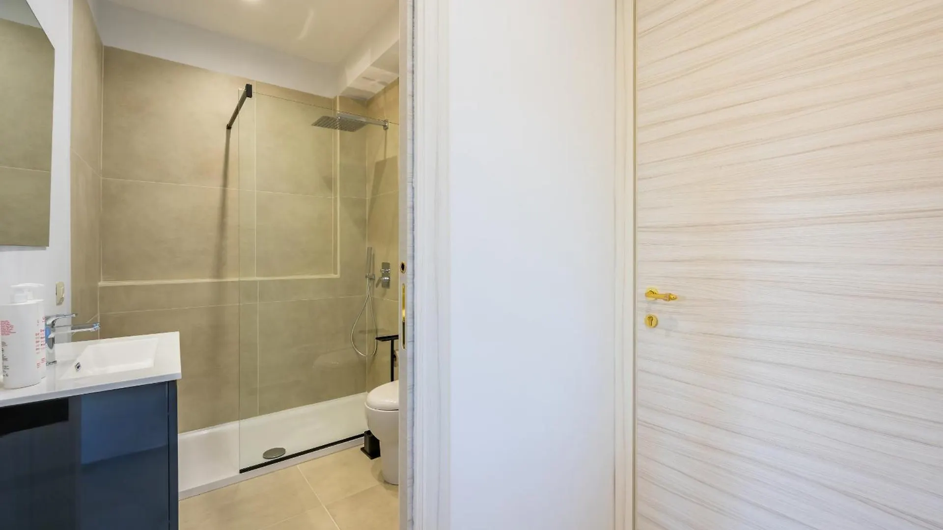 Guest house Montesanto View Rooms By Wonderful Italy Naples Italy