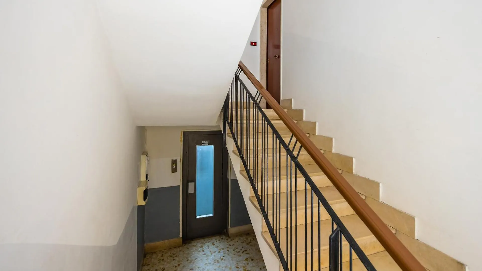 Montesanto View Rooms By Wonderful Italy Νάπολη Πανσιόν